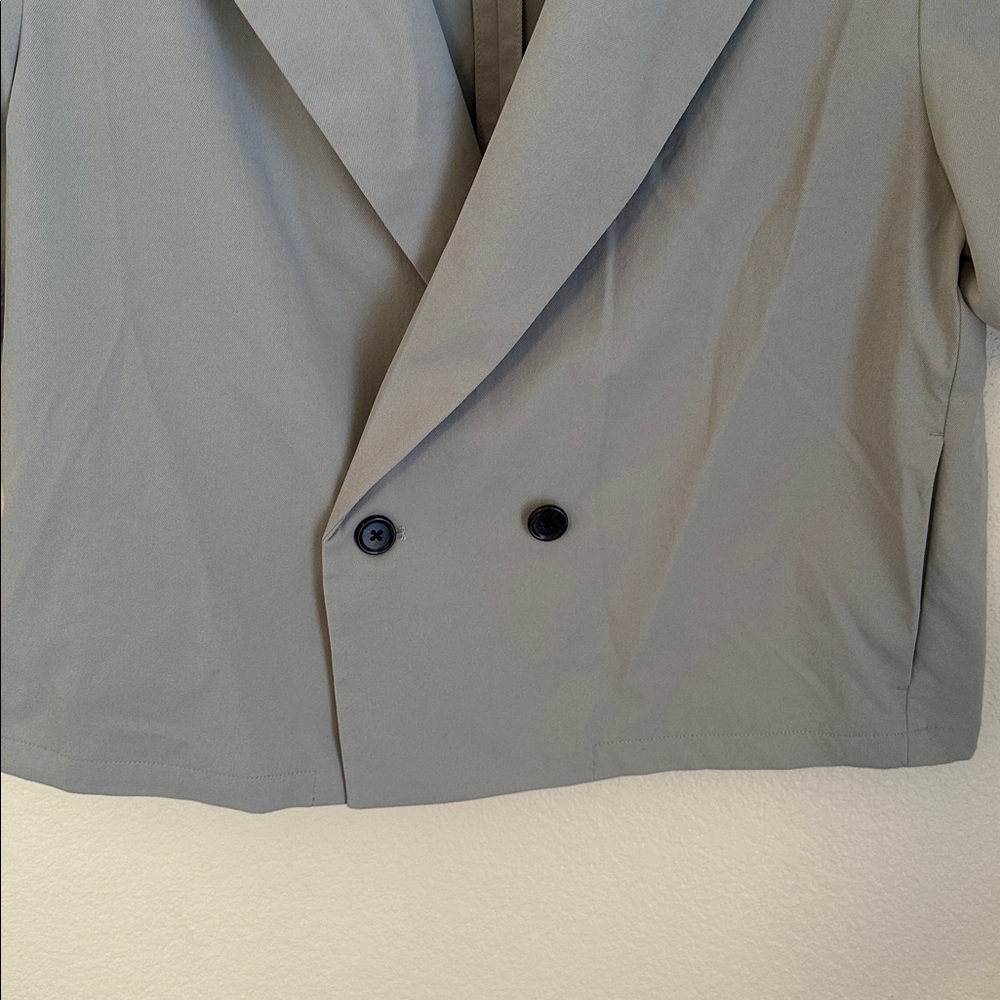☀️Gray Short Sleeve Blazer☀️ - Picture 4 of 7